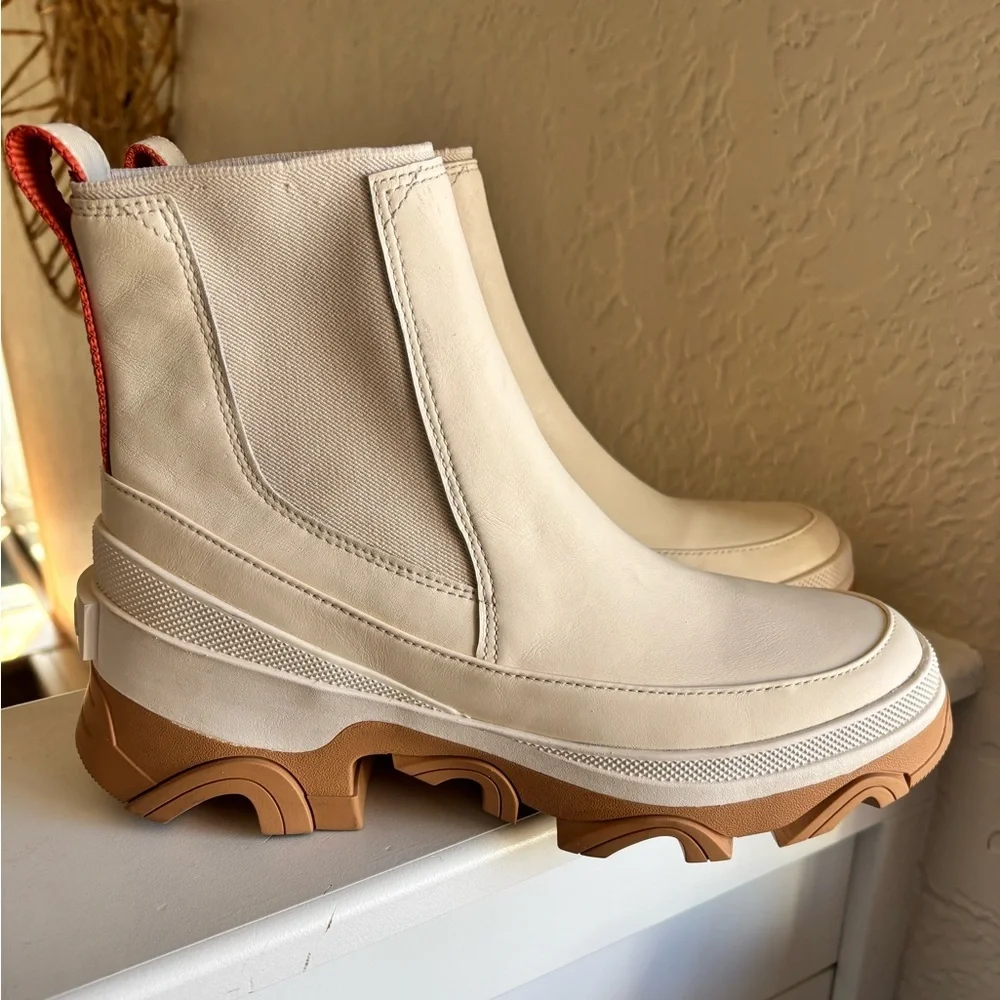 Sorel Brex Chelsea Ankle Boot Waterproof Natural/Sea Salt color Size 8.5